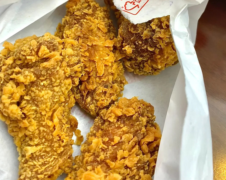 麦当劳县城加盟价格表，加盟麦当劳的要求和条件
